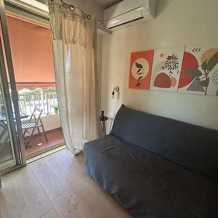 Renove A 100 Metres De La *